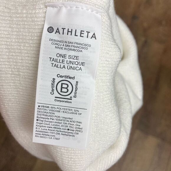 Athleta Head Start Beanie Bright White Women’s Hat One Size Workout Everyday NWT - Picture 6 of 7